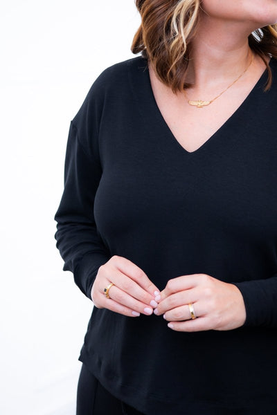 Blusa Emma - Gola V Manga Longa em Moletinho - Naguirre Shop