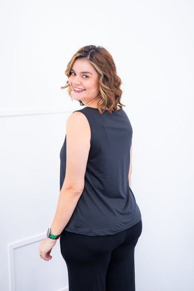 Regata Safira - Gola V em Malha Confort - Naguirre Shop