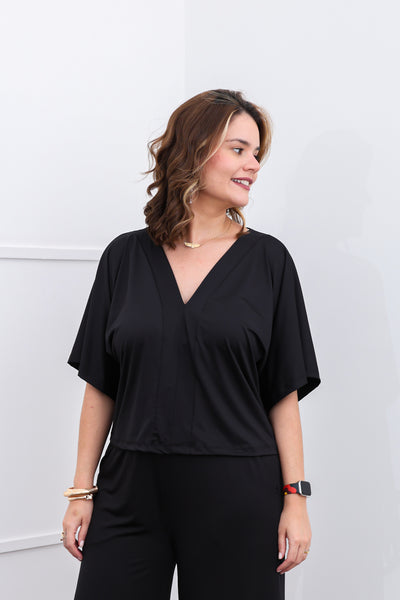 Blusa Cristina - Com Manga Morcego Gola V em Malha Confort