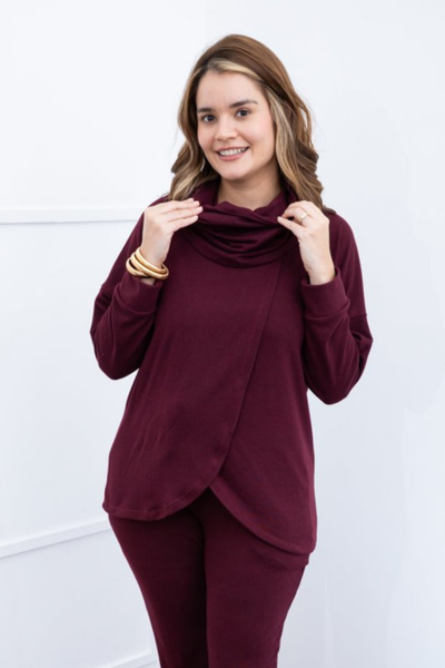 Blusa Vânia - Manga Longa com Gola Boba