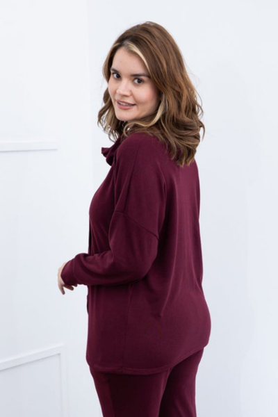 Blusa Vânia - Manga Longa com Gola Boba