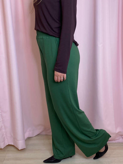 Calça Pantalona com Elástico Bolsos Laterais California