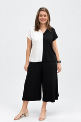 Conjunto Sicília Bicolor em Viscolycra – Blusa Decote V + Calça Pantacourt Ampla