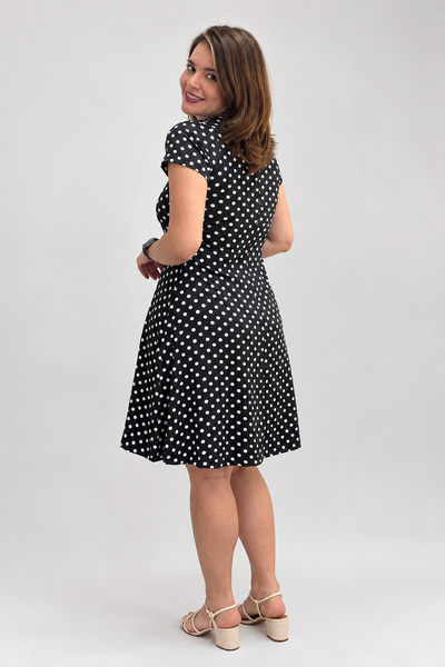 Vestido Mirela Midi Evasê com Manga Curta