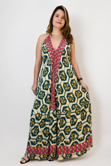 Vestido Estilo Boho Chic Toque Seda Light Evasê com Decote nas Costas Amira