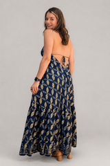 Vestido Estilo Boho Chic Toque Seda Light Evasê com Decote nas Costas Amira