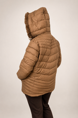 Casaco Puffer com Capuz Peluciado