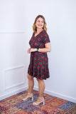Vestido com Babado Gola V e Manga Curta Verona BF