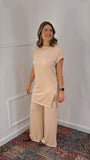 Conjunto Califórnia - Túnica Longa com Fenda Lateral e Calça Pantalona em Malha Confort