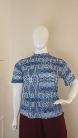 Blusa Exclusiva – Feminina em Malha Confort com Gola Redonda