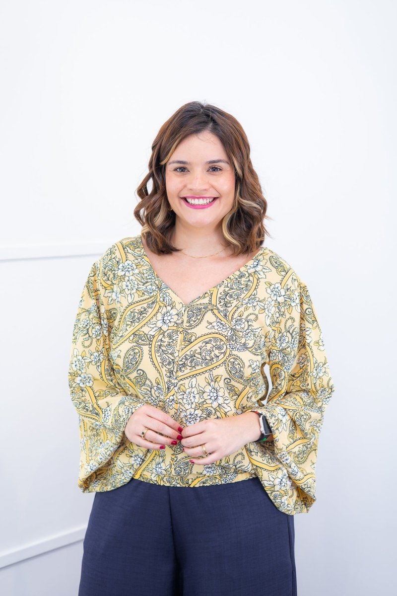 Blusa Bela - Manga Flare com Decote V em Crepe - Naguirre Shop