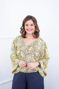 Blusa Bela - Manga Flare com Decote V em Crepe - Naguirre Shop