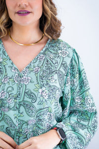 Blusa Bela - Manga Flare com Decote V em Crepe - Naguirre Shop