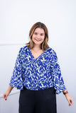 Blusa Bela - Manga Flare com Decote V em Crepe - Naguirre Shop