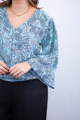 Blusa Bela - Manga Flare com Decote V em Crepe - Naguirre Shop