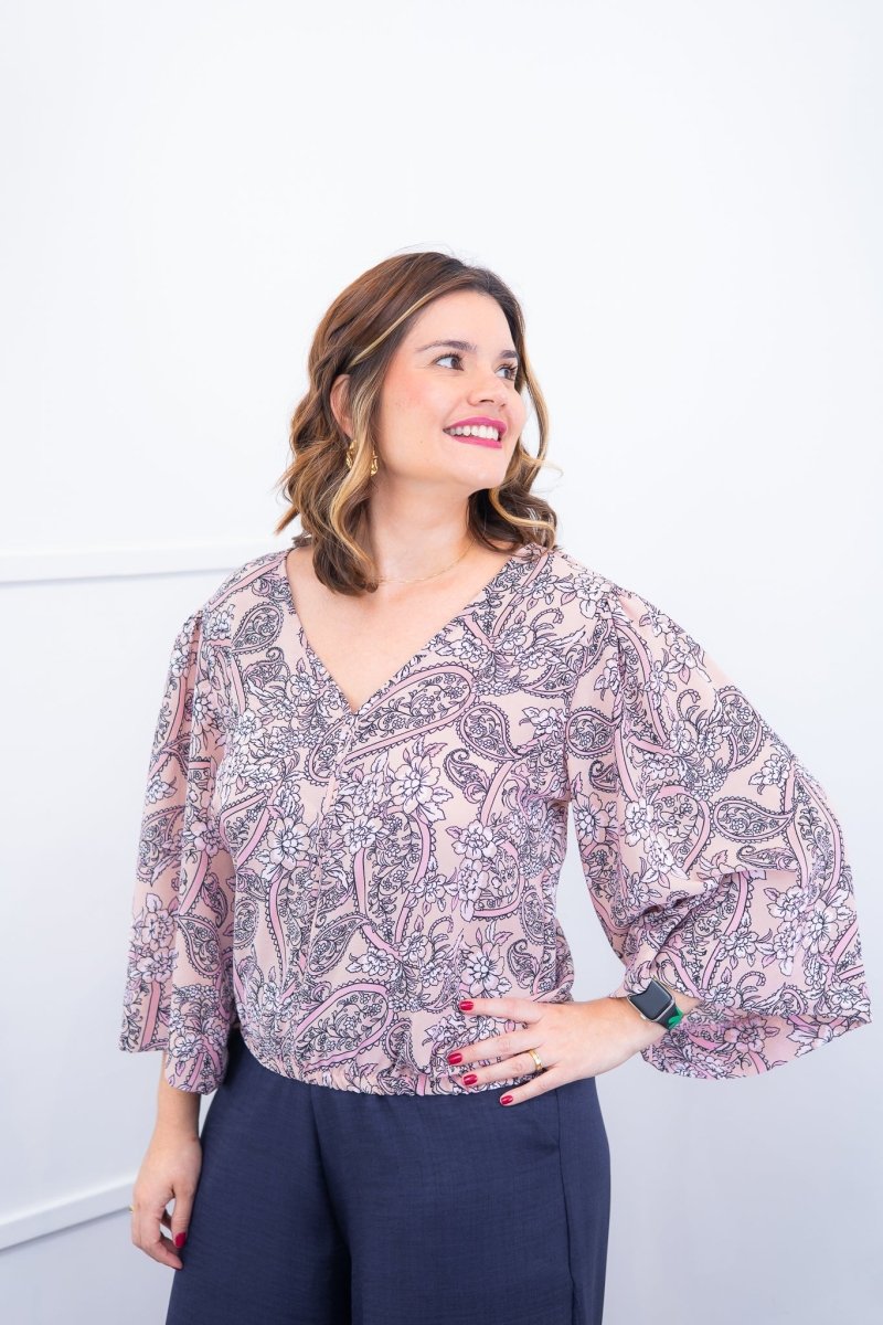Blusa Bela - Manga Flare com Decote V em Crepe - Naguirre Shop