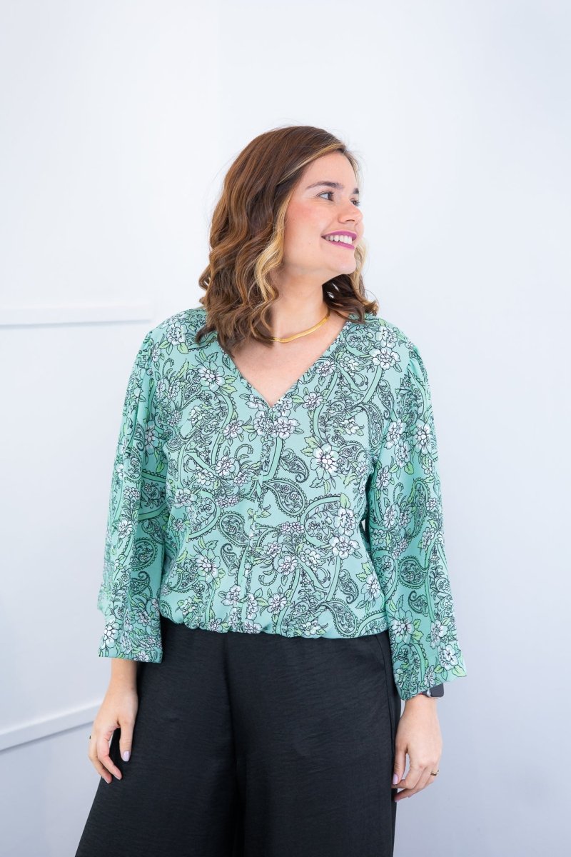 Blusa Bela - Manga Flare com Decote V em Crepe - Naguirre Shop