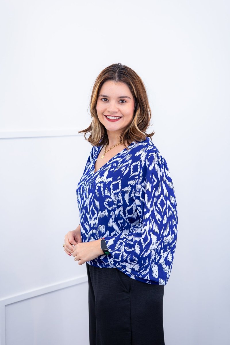 Blusa Bela - Manga Flare com Decote V em Crepe - Naguirre Shop