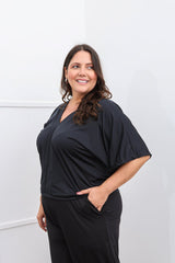 Blusa Cristina - Com Manga Morcego Gola V em Malha Confort - Naguirre Shop