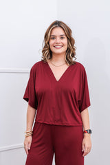 Blusa Cristina - Com Manga Morcego Gola V em Malha Confort - Naguirre Shop