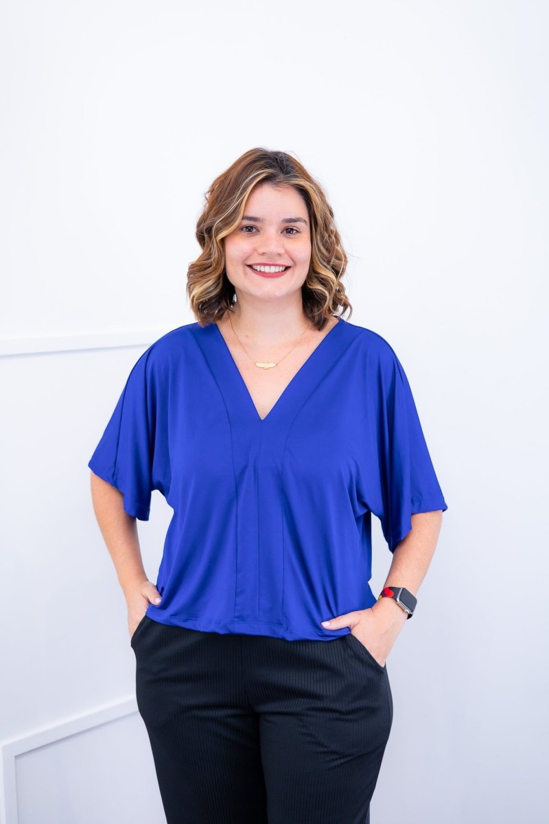 Blusa Cristina - Com Manga Morcego Gola V em Malha Confort - Naguirre Shop