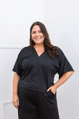 Blusa Cristina - Com Manga Morcego Gola V em Malha Confort - Naguirre Shop
