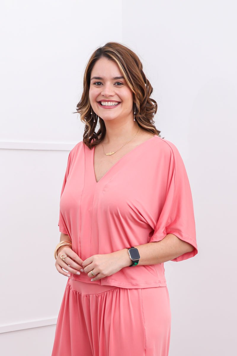 Blusa Cristina - Com Manga Morcego Gola V em Malha Confort - Naguirre Shop