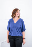 Blusa Cristina - Com Manga Morcego Gola V em Malha Confort - Naguirre Shop