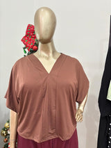 Blusa Cristina - Com Manga Morcego Gola V em Malha Confort - Naguirre Shop