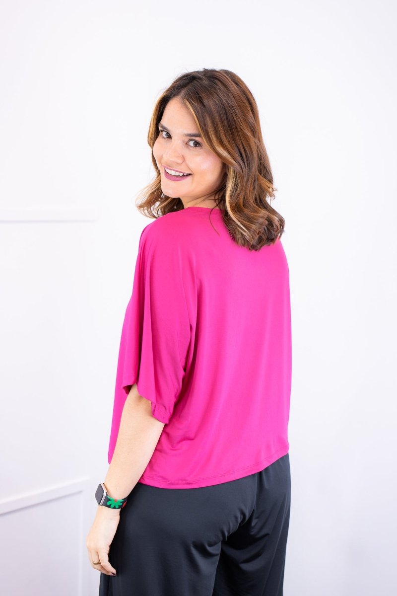 Blusa Cristina - Com Manga Morcego Gola V em Malha Confort - Naguirre Shop