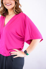 Blusa Cristina - Com Manga Morcego Gola V em Malha Confort - Naguirre Shop
