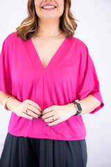 Blusa Cristina - Com Manga Morcego Gola V em Malha Confort - Naguirre Shop