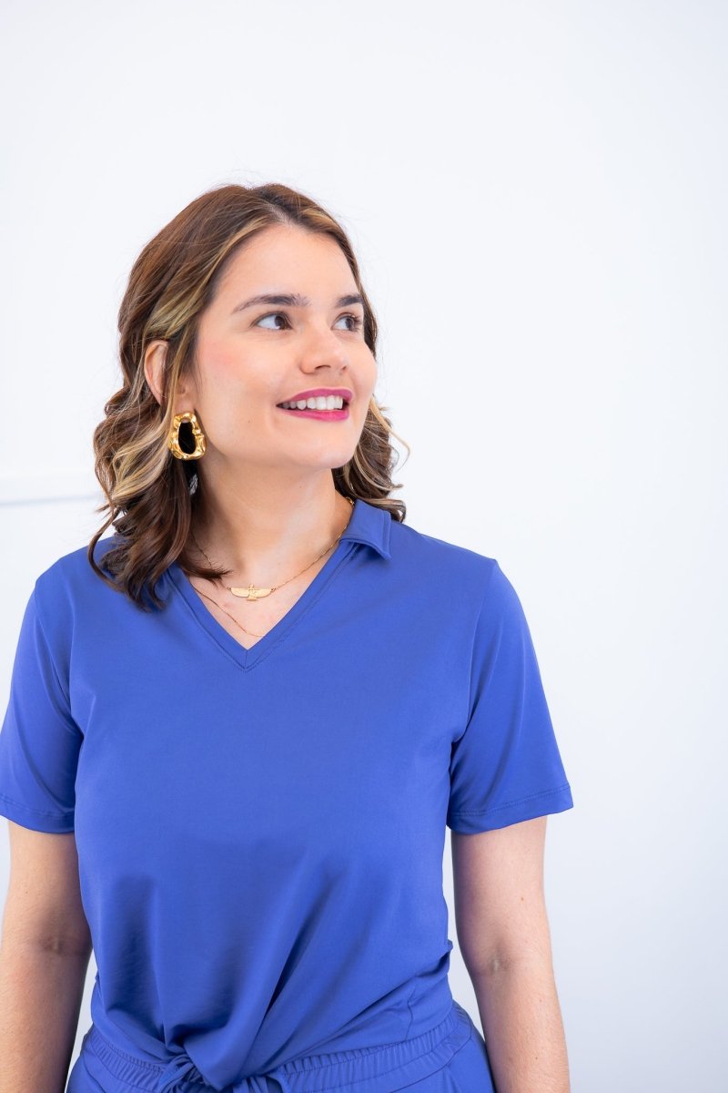 Blusa Elisa – Decote V com Amarração na Frente em Malha Confort - Naguirre Shop
