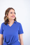 Blusa Elisa – Decote V com Amarração na Frente em Malha Confort - Naguirre Shop