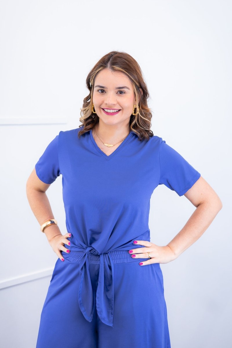 Blusa Elisa – Decote V com Amarração na Frente em Malha Confort - Naguirre Shop