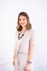 Blusa Elisa – Decote V com Amarração na Frente em Malha Confort - Naguirre Shop