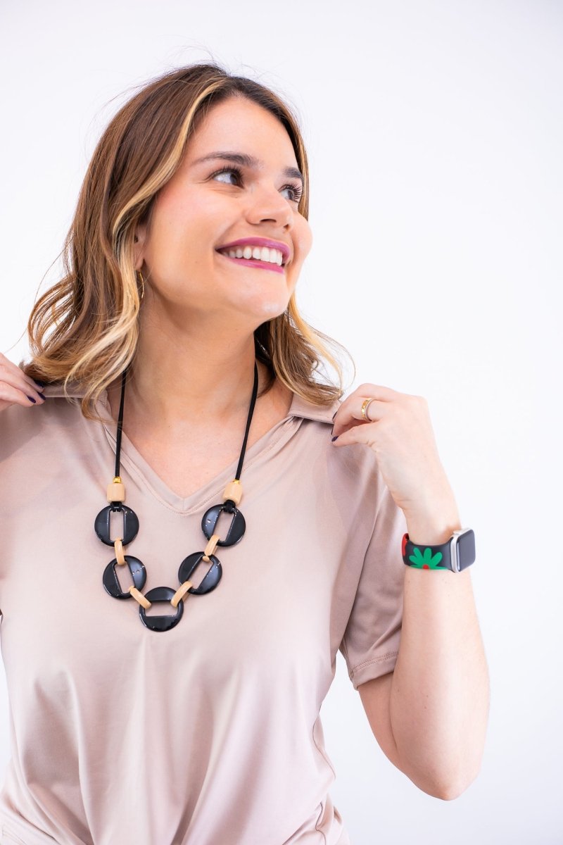 Blusa Elisa – Decote V com Amarração na Frente em Malha Confort - Naguirre Shop