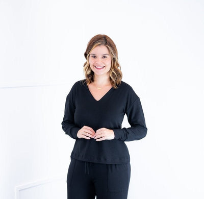 Blusa Emma - Gola V Manga Longa em Moletinho - Naguirre Shop