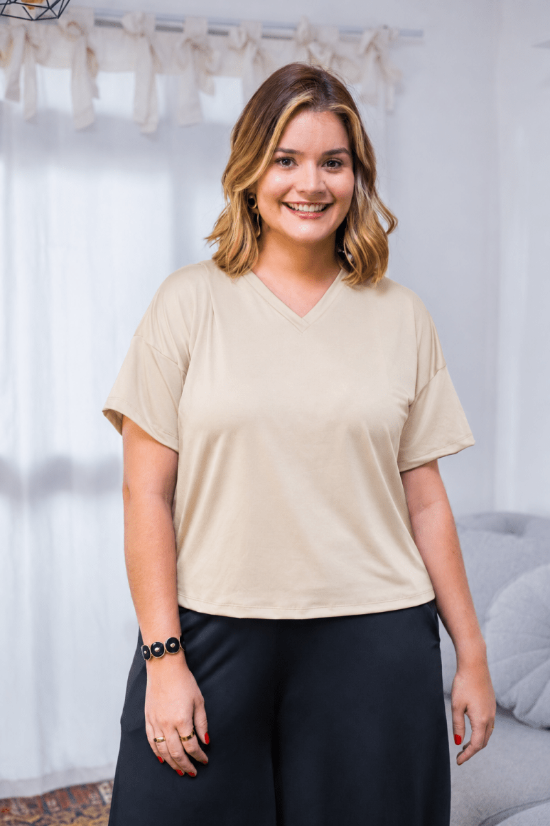 Blusa Estela - Com Decote V Em Malha Confort - Naguirre Shop
