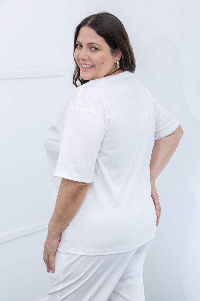 Blusa Ester – Oversized Gola Redonda em Canelado Flex - Naguirre Shop