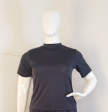 Blusa Exclusiva – Feminina em Malha Confort com Gola Redonda - Naguirre Shop