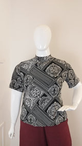 Blusa Exclusiva – Feminina em Malha Confort com Gola Redonda - Naguirre Shop