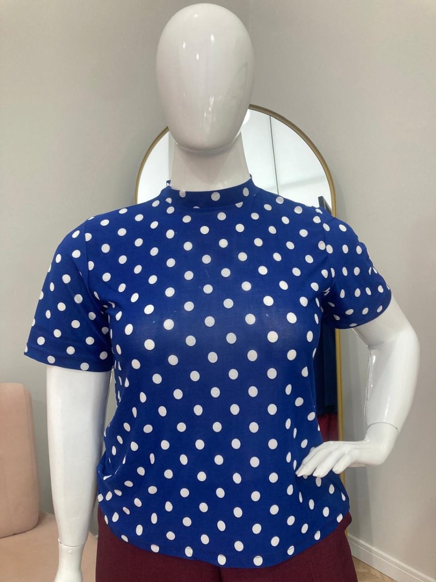 Blusa Exclusiva – Feminina em Malha Confort com Gola Redonda - Naguirre Shop