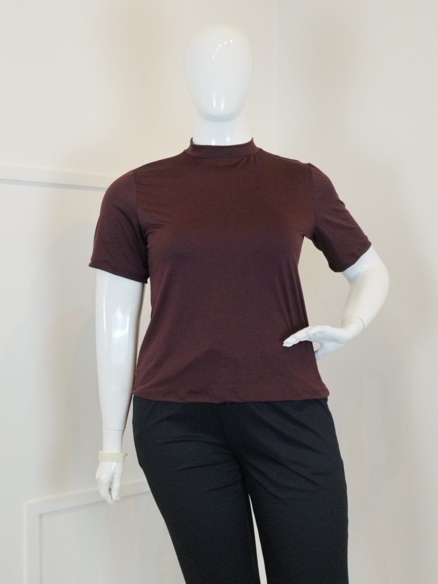 Blusa Exclusiva – Feminina em Malha Confort com Gola Redonda - Naguirre Shop