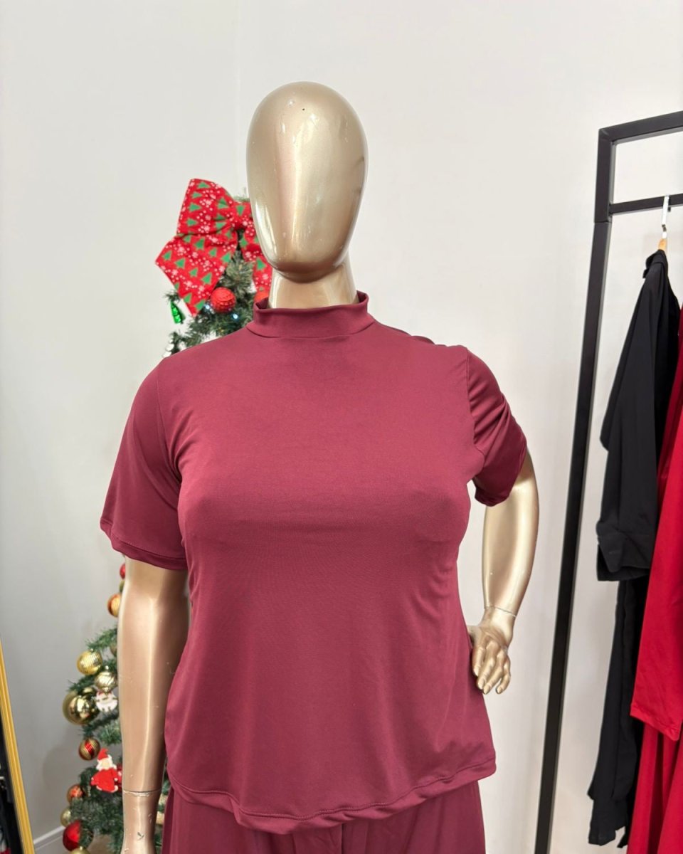 Blusa Exclusiva – Feminina em Malha Confort com Gola Redonda - Naguirre Shop