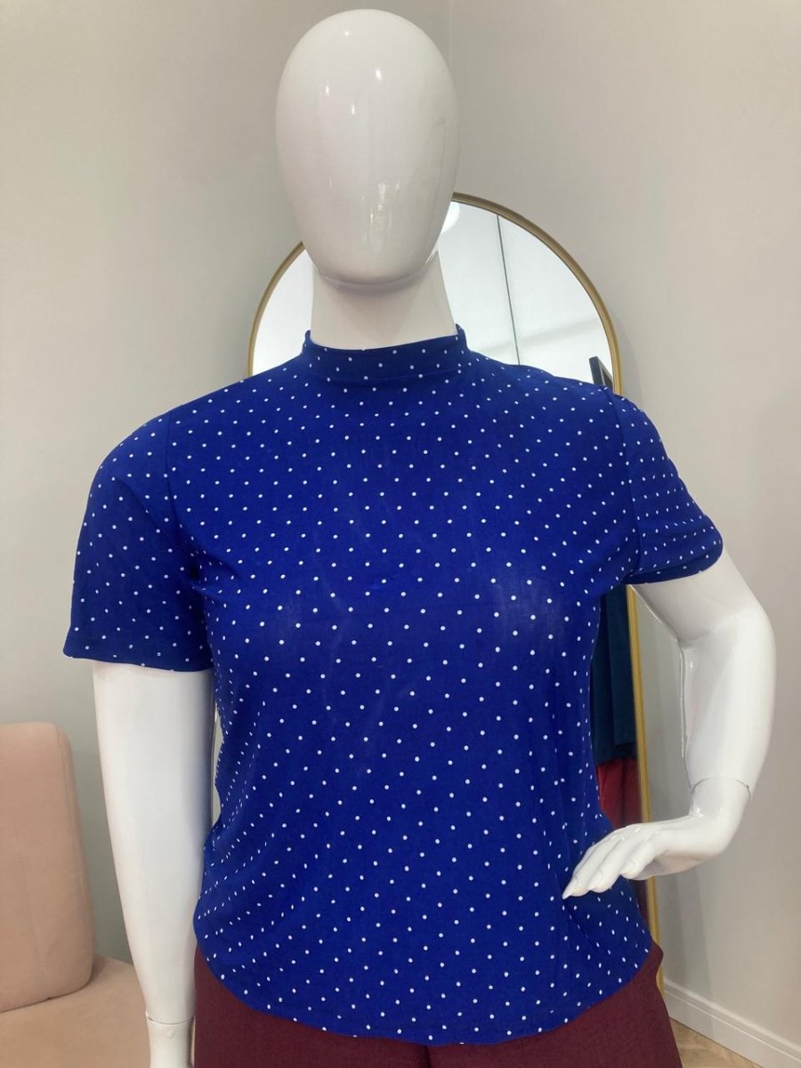 Blusa Exclusiva – Feminina em Malha Confort com Gola Redonda - Naguirre Shop