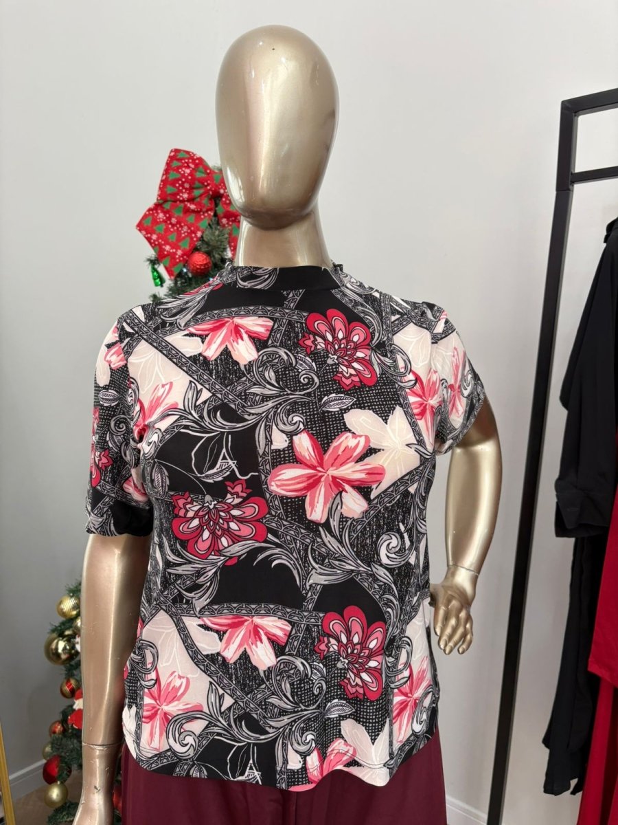 Blusa Exclusiva – Feminina em Malha Confort com Gola Redonda - Naguirre Shop