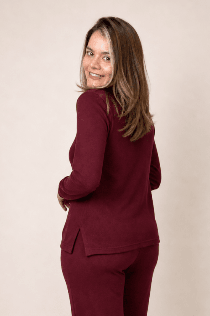 Blusa Gola V de Manga Longa Lãzinha Paula - Naguirre Shop