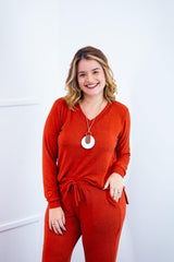 Blusa Gola V de Manga Longa Lãzinha Paula - Naguirre Shop