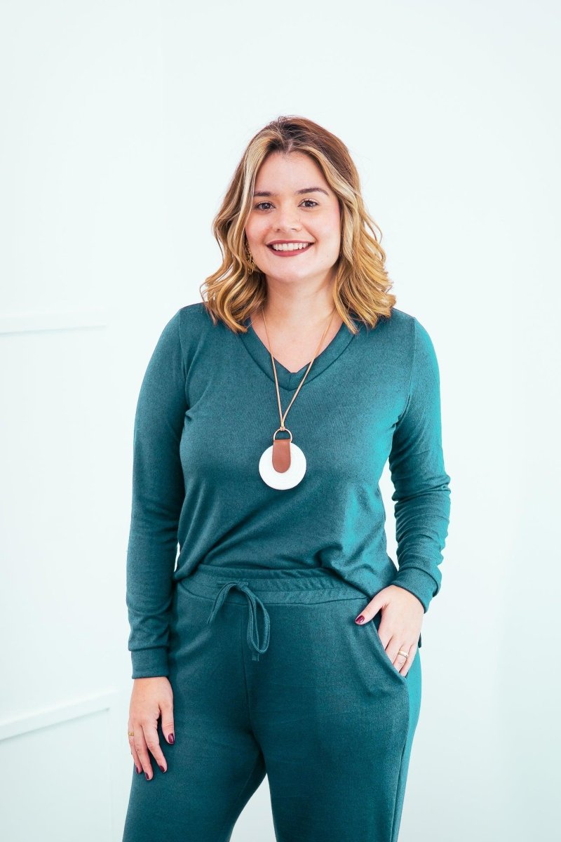 Blusa Gola V de Manga Longa Lãzinha Paula - Naguirre Shop